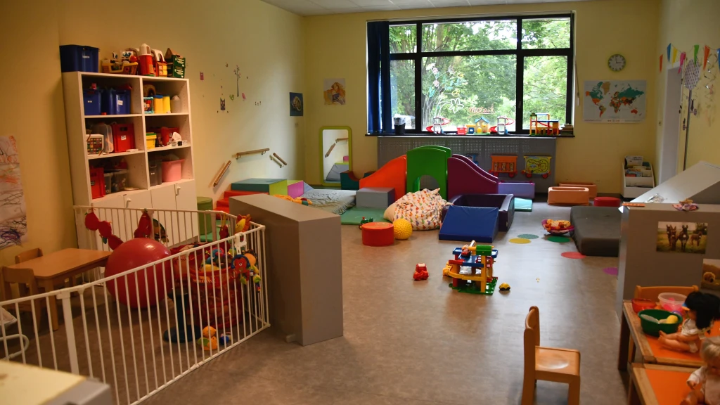 Cr&egrave;che-agr&eacute;&eacute;e-ONE-Moza&iuml;k