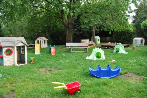 Environnement-s&eacute;curis&eacute;-pour-b&eacute;b&eacute;s-Les-Bouts-d'Choux